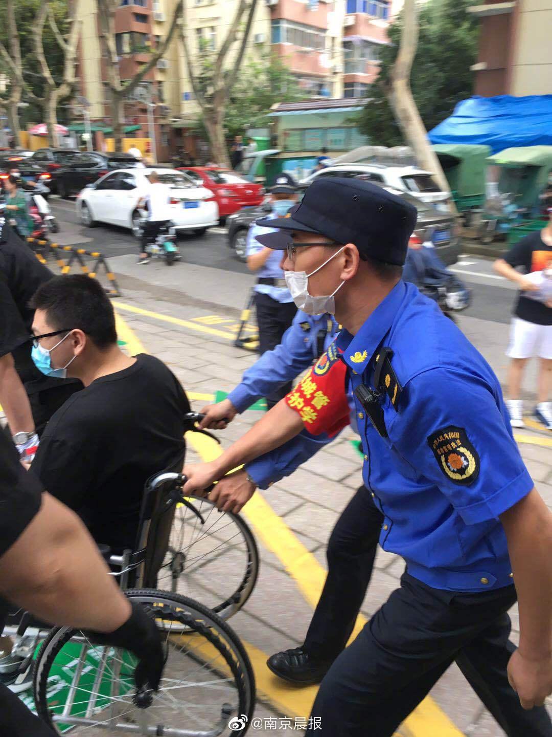 南宫28pc入口-窗口期全明星赛传出新动向，本菲卡伤情更新，管理层表态——引发热议，临场指挥获称赞的简单介绍