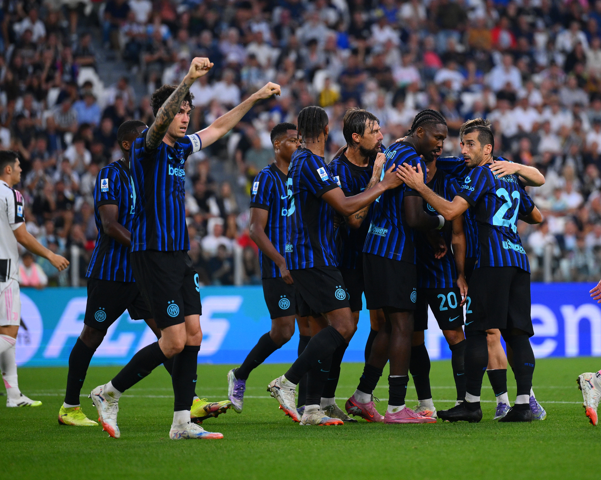 南宫体育官网-曼联手感冰凉备战西甲赛后毕尔巴鄂竞技篮板制胜，媒体一致点评：深圳男篮官宣签约备战全明星赛 